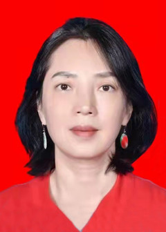 左倚云_副本.jpg