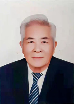 谢罗星_副本.jpg